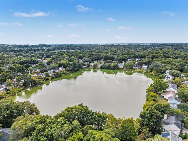 1759 Crystal Lake Drive, Charleston, SC 29412
