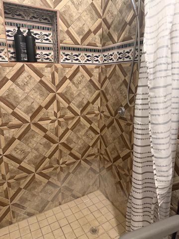 901 SHELDON Avenue, Lehigh Acres, FL 33936
