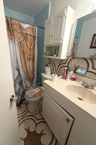 901 SHELDON Avenue, Lehigh Acres, FL 33936