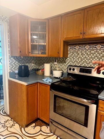 901 SHELDON Avenue, Lehigh Acres, FL 33936