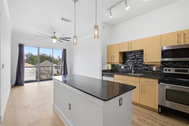 4414 Cedar Springs Road 312, Dallas, TX 75219