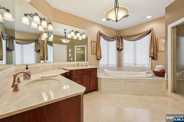 84 Walsh Drive, Mahwah, NJ 07430