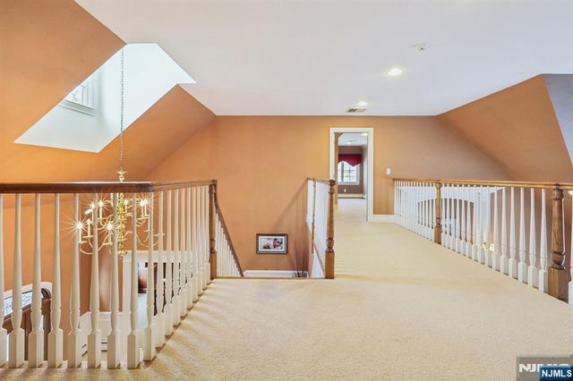 84 Walsh Drive, Mahwah, NJ 07430