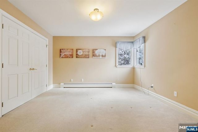 84 Walsh Drive, Mahwah, NJ 07430