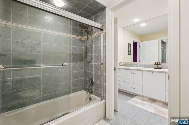 84 Walsh Drive, Mahwah, NJ 07430