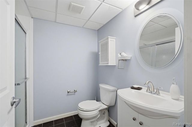 6786 Jasmine Dr Drive, Troy, MI 48098