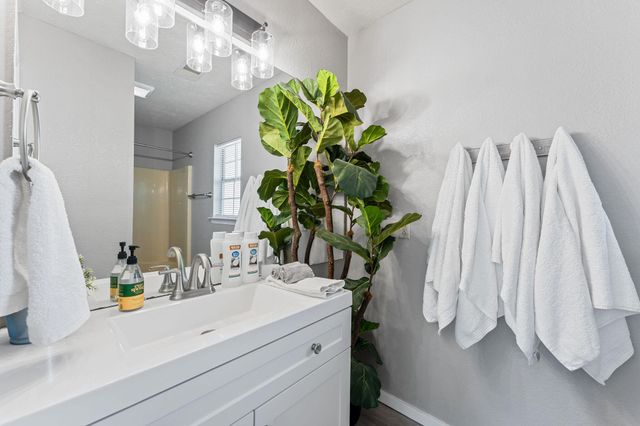 7 Hunters Cove Unit 1 Building 7, Branson, MO 65616