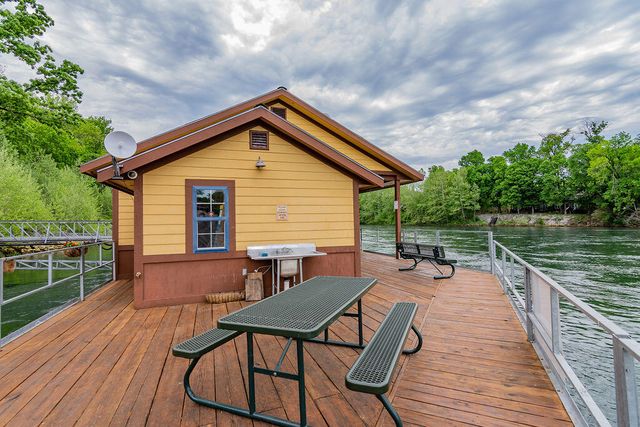 7 Hunters Cove Unit 1 Building 7, Branson, MO 65616