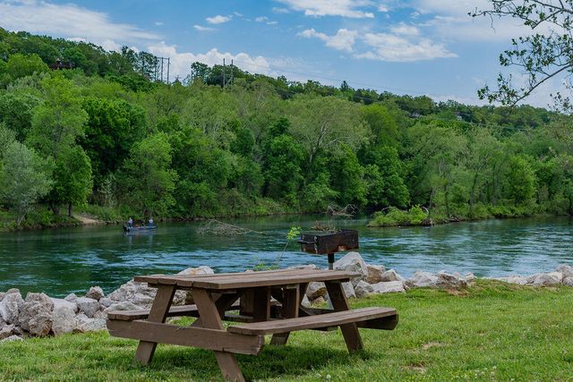 7 Hunters Cove Unit 1 Building 7, Branson, MO 65616