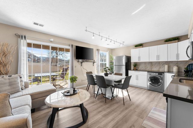 7 Hunters Cove Unit 1 Building 7, Branson, MO 65616