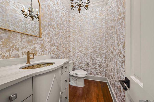 7022 Richards Dr, Baton Rouge, LA 70809