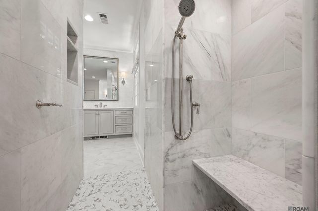 7022 Richards Dr, Baton Rouge, LA 70809