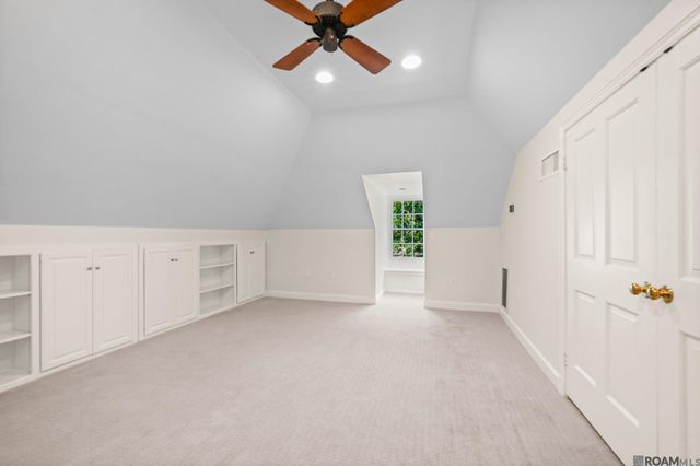 7022 Richards Dr, Baton Rouge, LA 70809