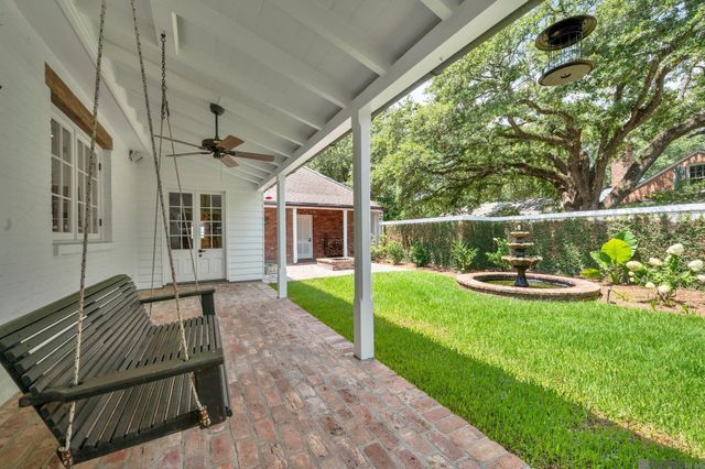 7022 Richards Dr, Baton Rouge, LA 70809