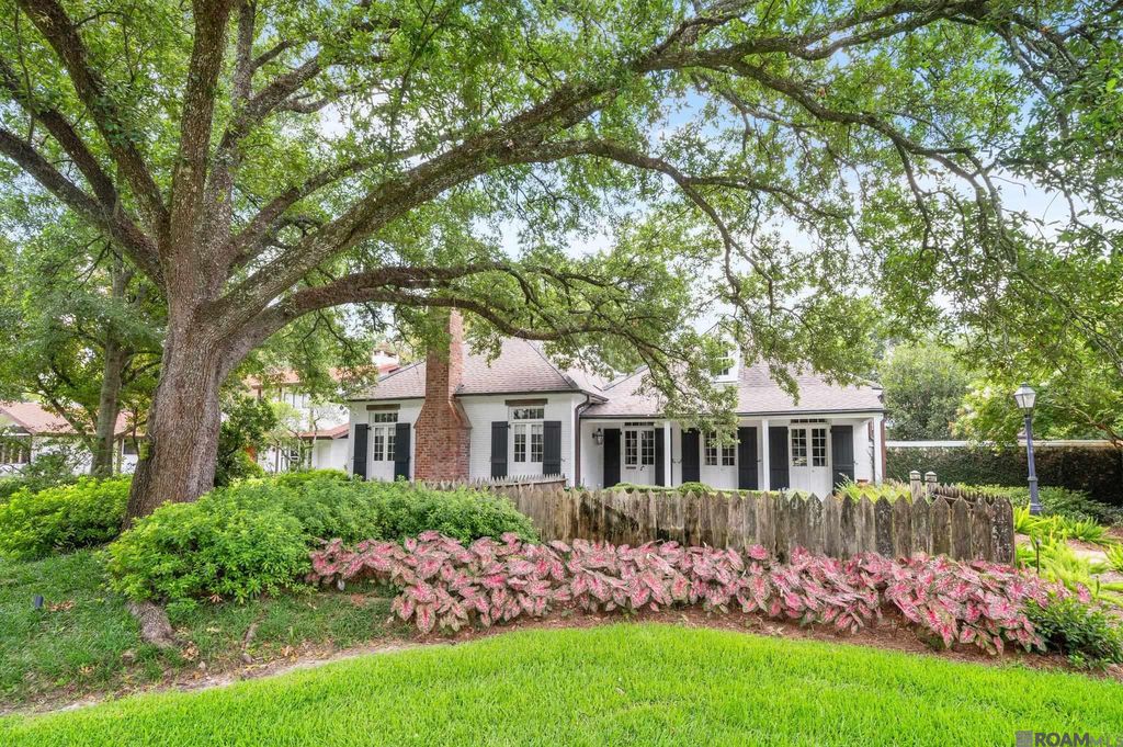 7022 Richards Dr, Baton Rouge, LA 70809