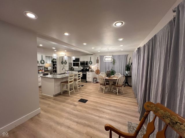 645 Lexington Place, Connersville, IN 47331