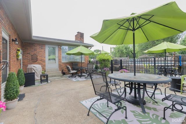 1800 N Thomas Avenue, Evansville, IN 47711