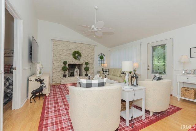 1800 N Thomas Avenue, Evansville, IN 47711