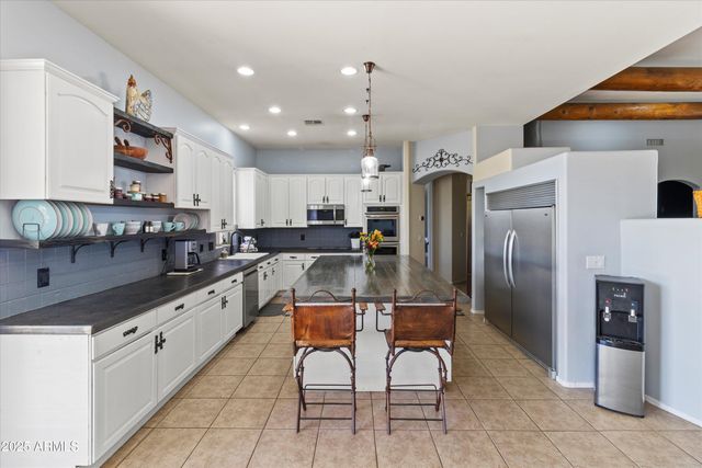 3019 W TRAIL Drive, Phoenix, AZ 85086