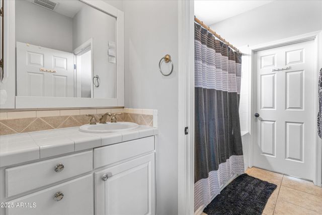 3019 W TRAIL Drive, Phoenix, AZ 85086