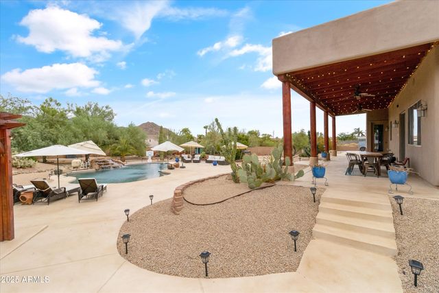 3019 W TRAIL Drive, Phoenix, AZ 85086