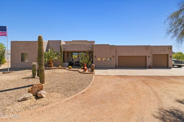 3019 W TRAIL Drive, Phoenix, AZ 85086