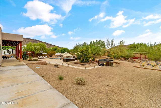 3019 W TRAIL Drive, Phoenix, AZ 85086