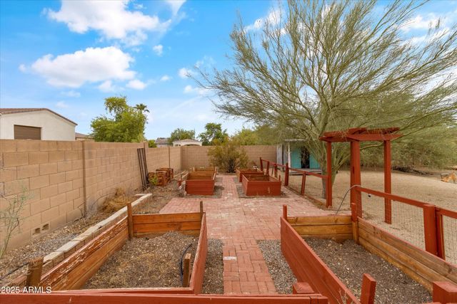 3019 W TRAIL Drive, Phoenix, AZ 85086