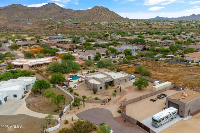 3019 W TRAIL Drive, Phoenix, AZ 85086