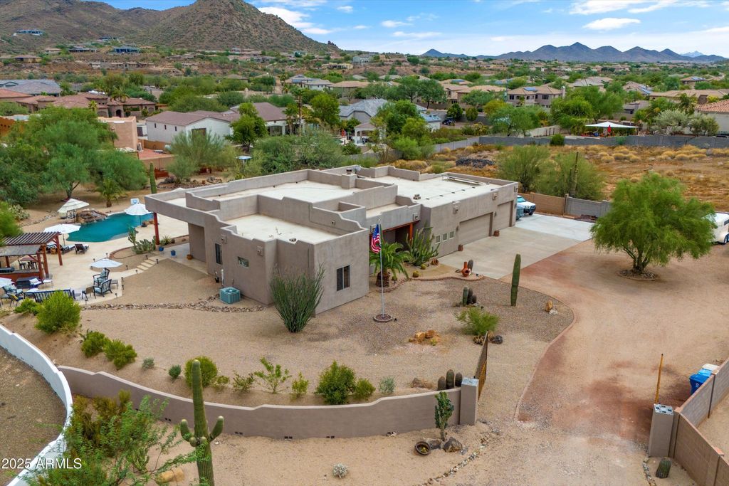 3019 W TRAIL Drive, Phoenix, AZ 85086