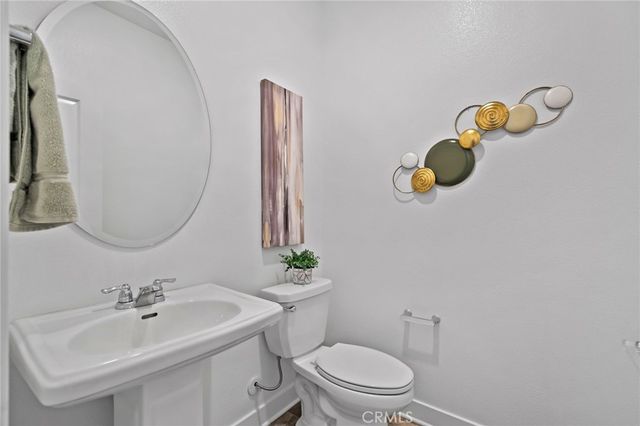 810 Enchanted Hideaway, Upland, CA 91786