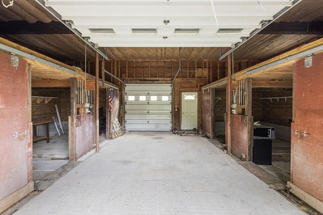 15 Arline Dr, Attleboro, MA 02703