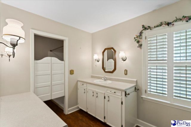 1516 S 4th Street, Hartsville, SC 29550