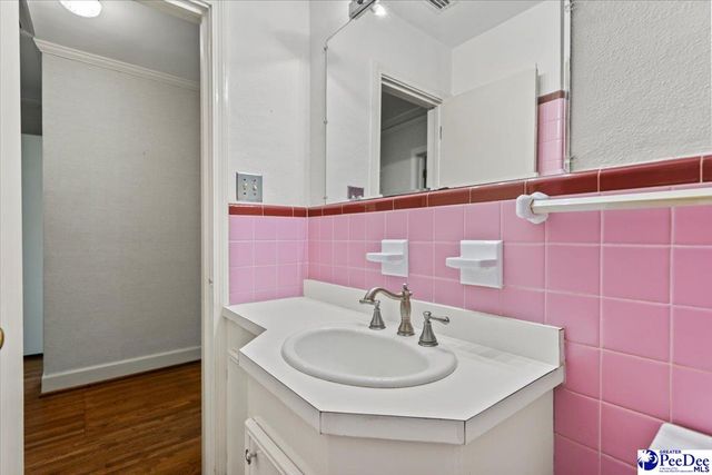 1516 S 4th Street, Hartsville, SC 29550