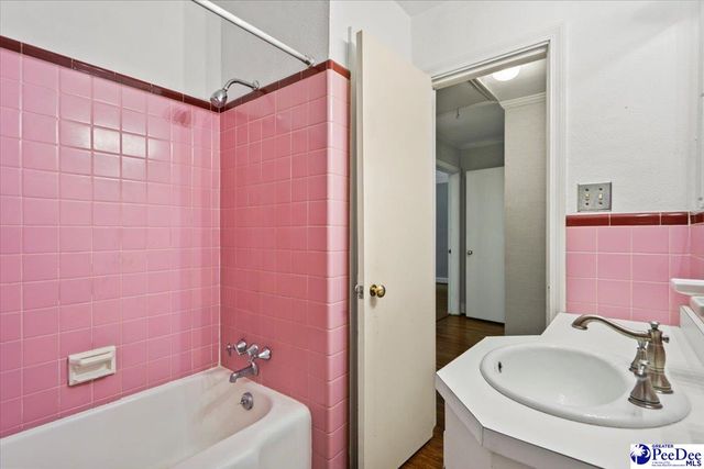 1516 S 4th Street, Hartsville, SC 29550