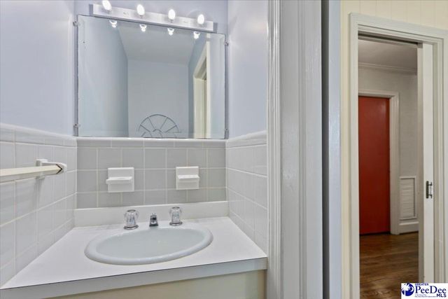 1516 S 4th Street, Hartsville, SC 29550