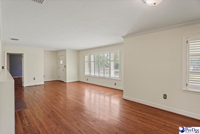 1516 S 4th Street, Hartsville, SC 29550