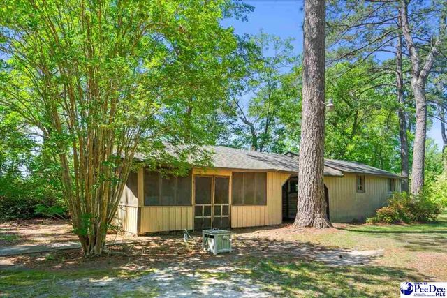 1516 S 4th Street, Hartsville, SC 29550