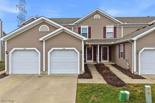 378 Angela Lane, Avon Lake, OH 44012