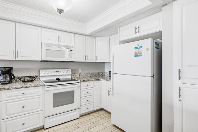 18500 GULF BOULEVARD 404, Indian Shores, FL 33785
