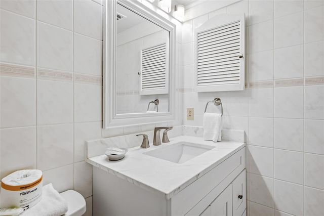 18500 GULF BOULEVARD 404, Indian Shores, FL 33785