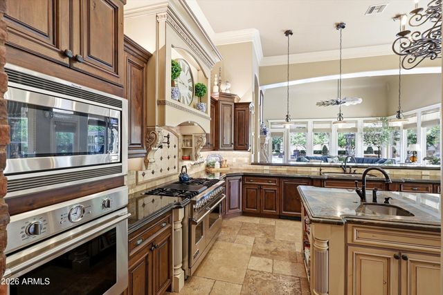 2286 E PLUM Street, Gilbert, AZ 85298
