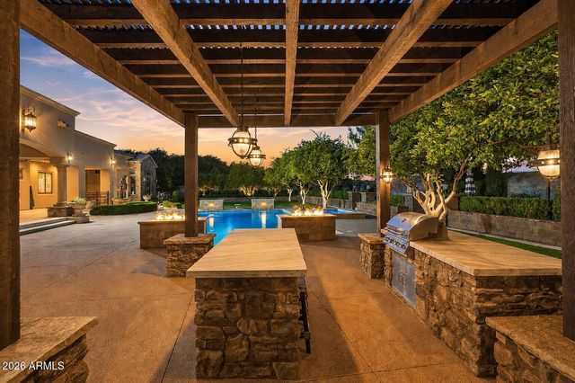 2286 E PLUM Street, Gilbert, AZ 85298