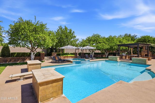 2286 E PLUM Street, Gilbert, AZ 85298