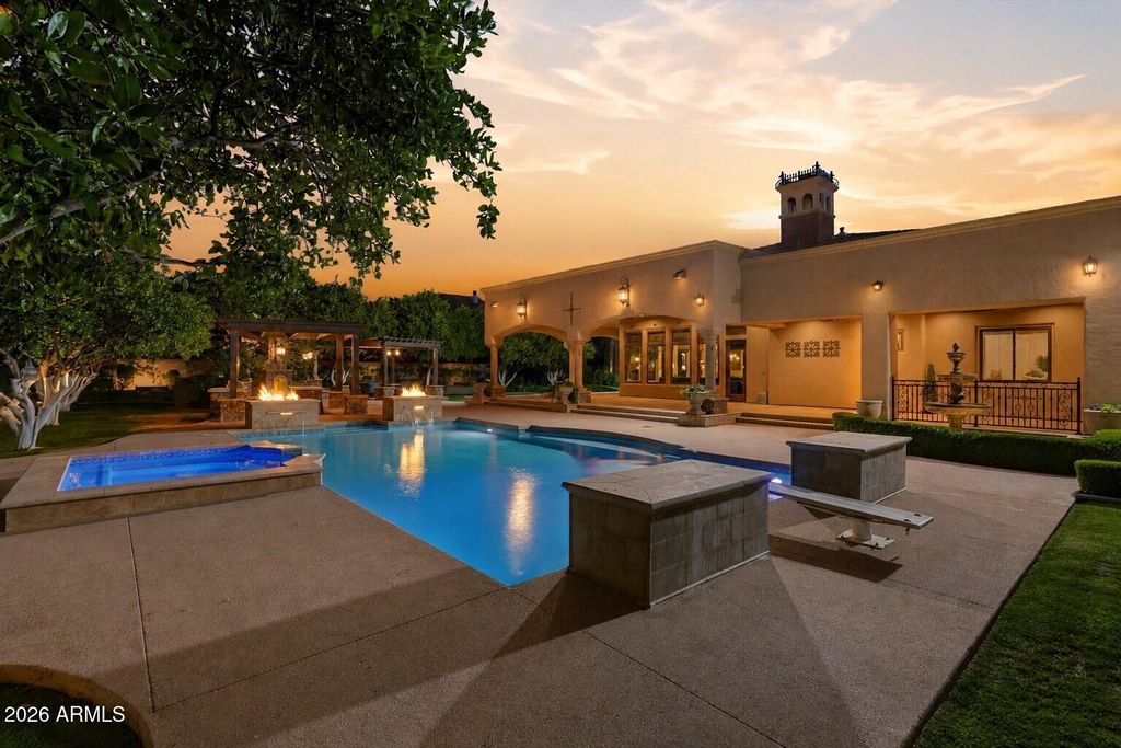 Image 1 of property listing at 2286 E PLUM Street, Gilbert, AZ 85298