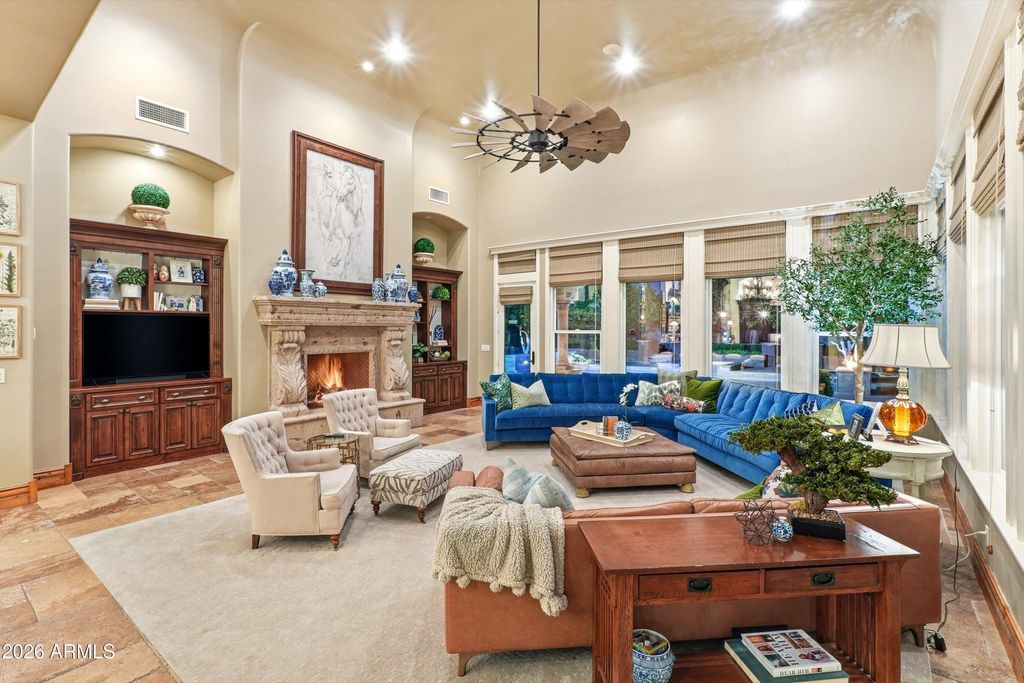 Image 11 of property listing at 2286 E PLUM Street, Gilbert, AZ 85298