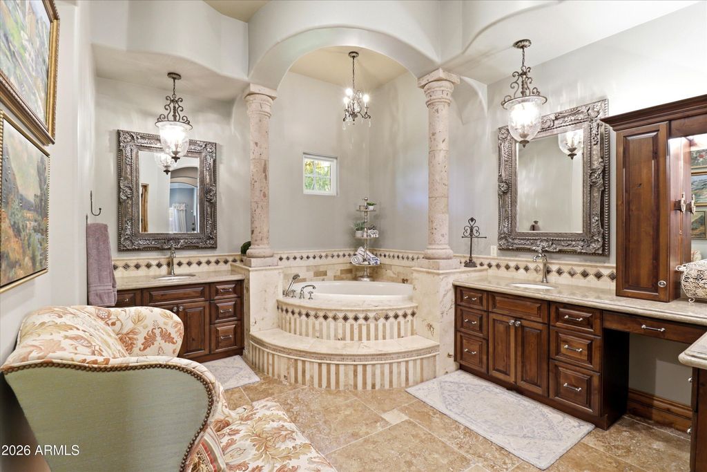 Image 18 of property listing at 2286 E PLUM Street, Gilbert, AZ 85298