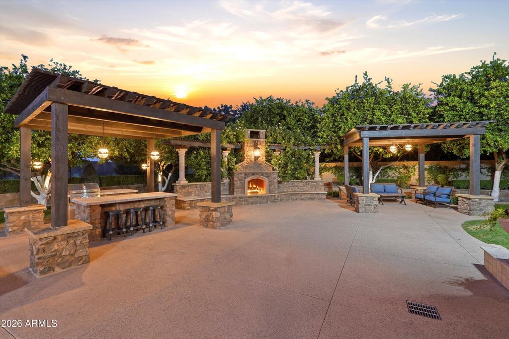 Image 26 of property listing at 2286 E PLUM Street, Gilbert, AZ 85298