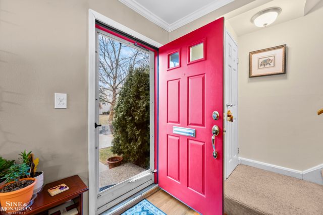 716 Graefield Court, Birmingham, MI 48009