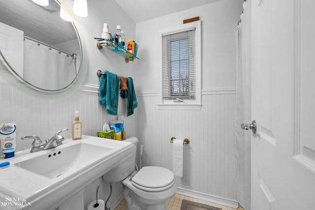 716 Graefield Court, Birmingham, MI 48009